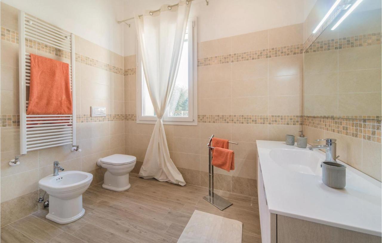 Amazing Apartment In Valnogaredo Pd With 3 Bedrooms, Wifi And Outdoor Swimming Pool Boccon Bagian luar foto